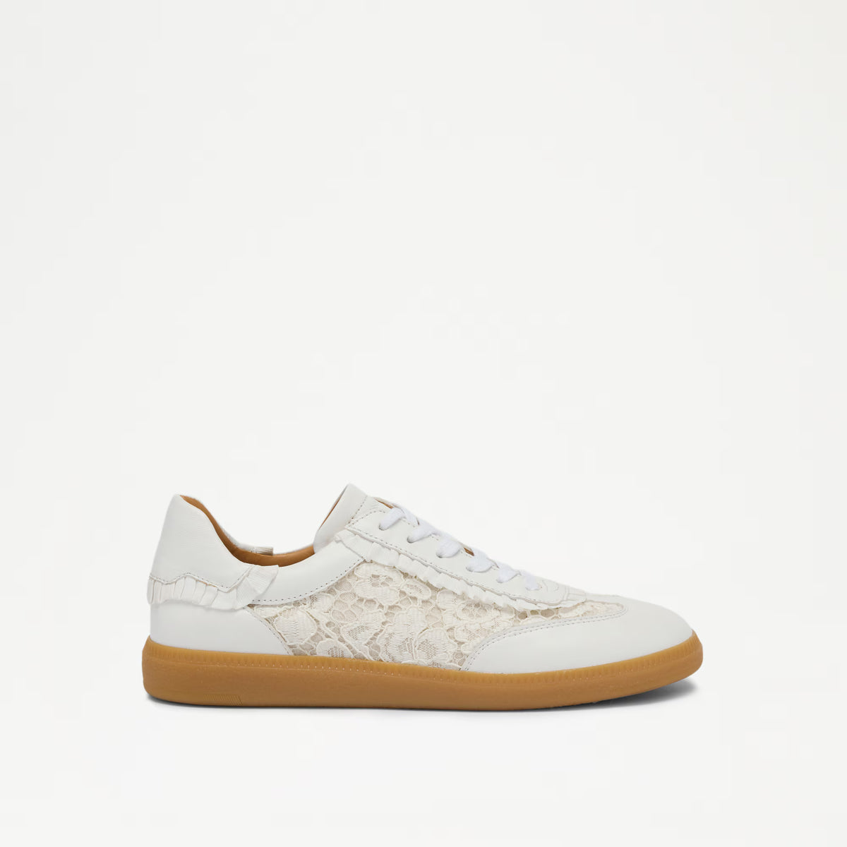 Nordic LaceFeature Lace Trainer