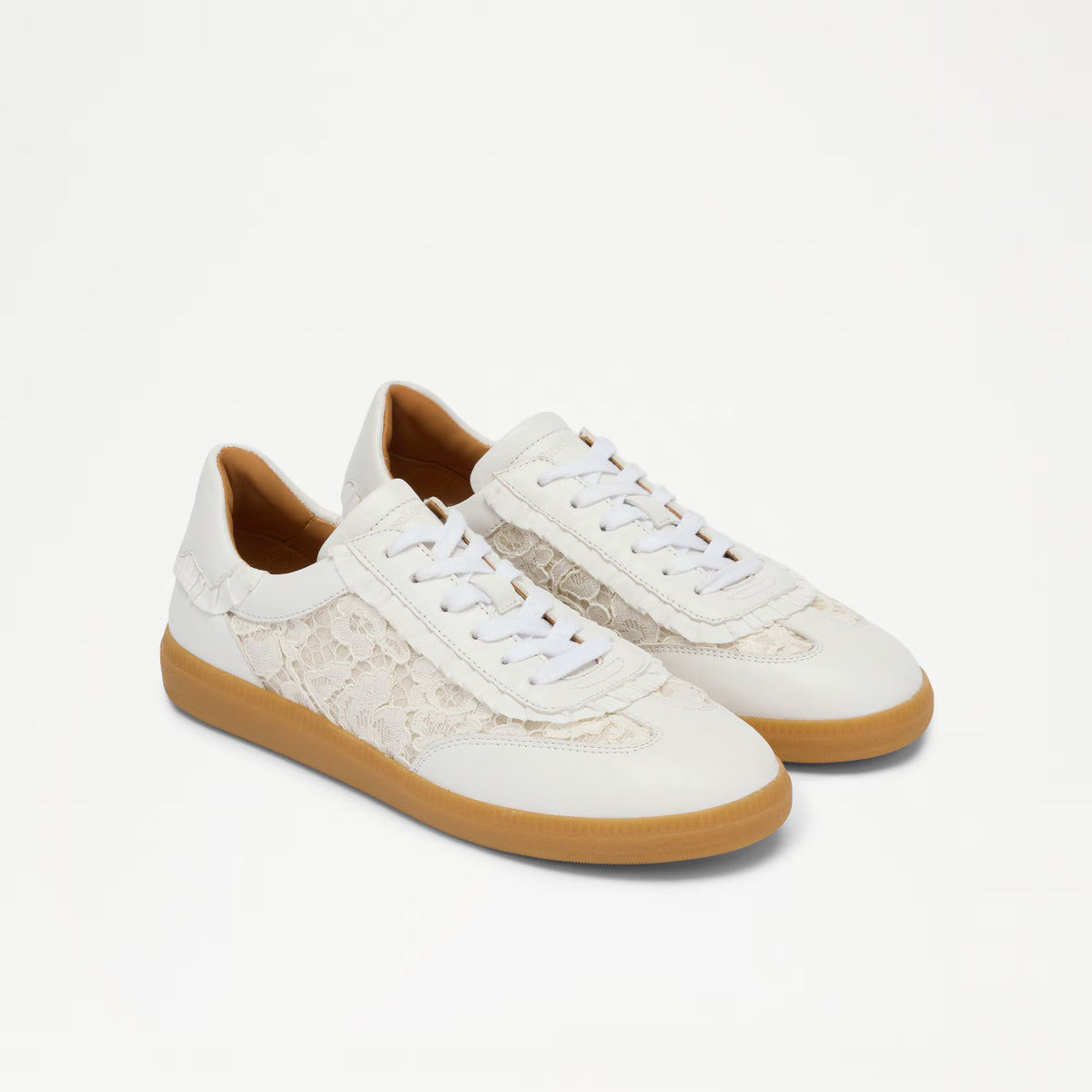 Nordic LaceFeature Lace Trainer