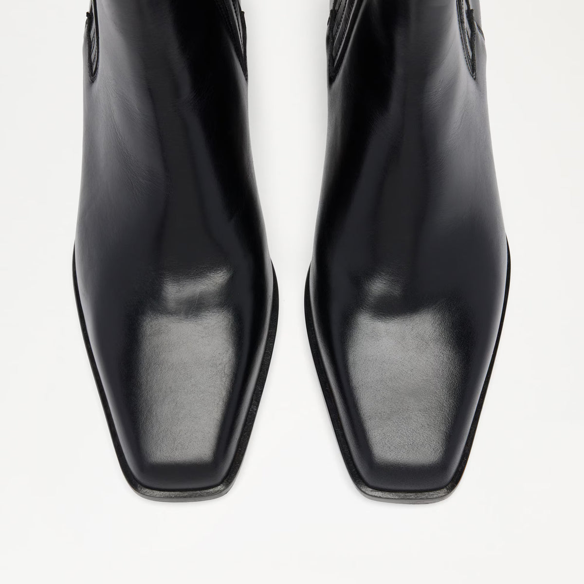 GlazebrookLow Heeled Ankle Boot