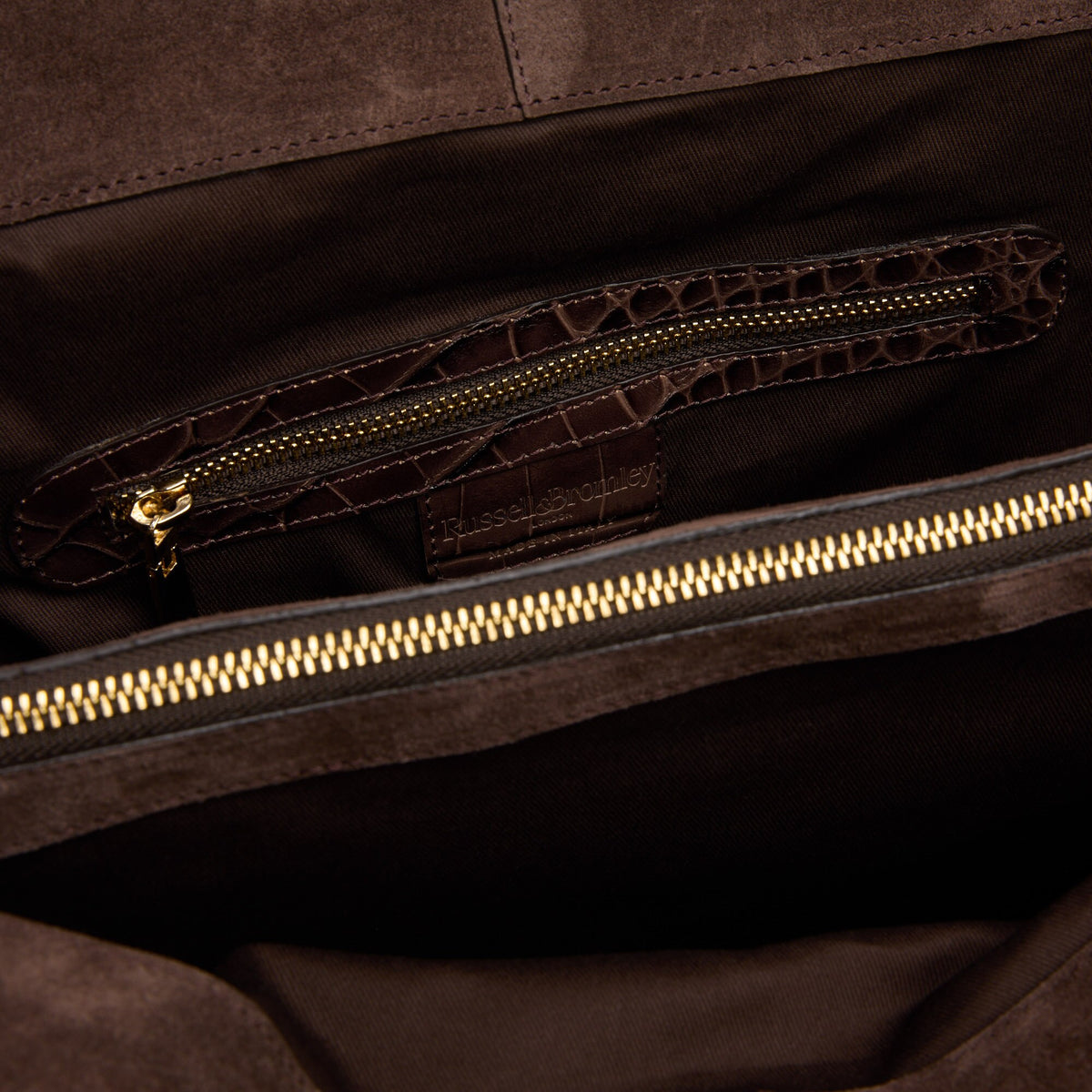 HyperbolaOversized Shoulder Bag