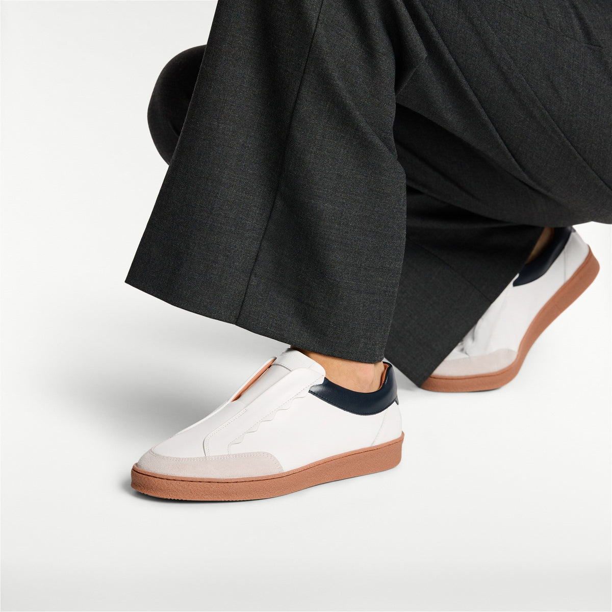 Roll UpScalloped Laceless Trainer