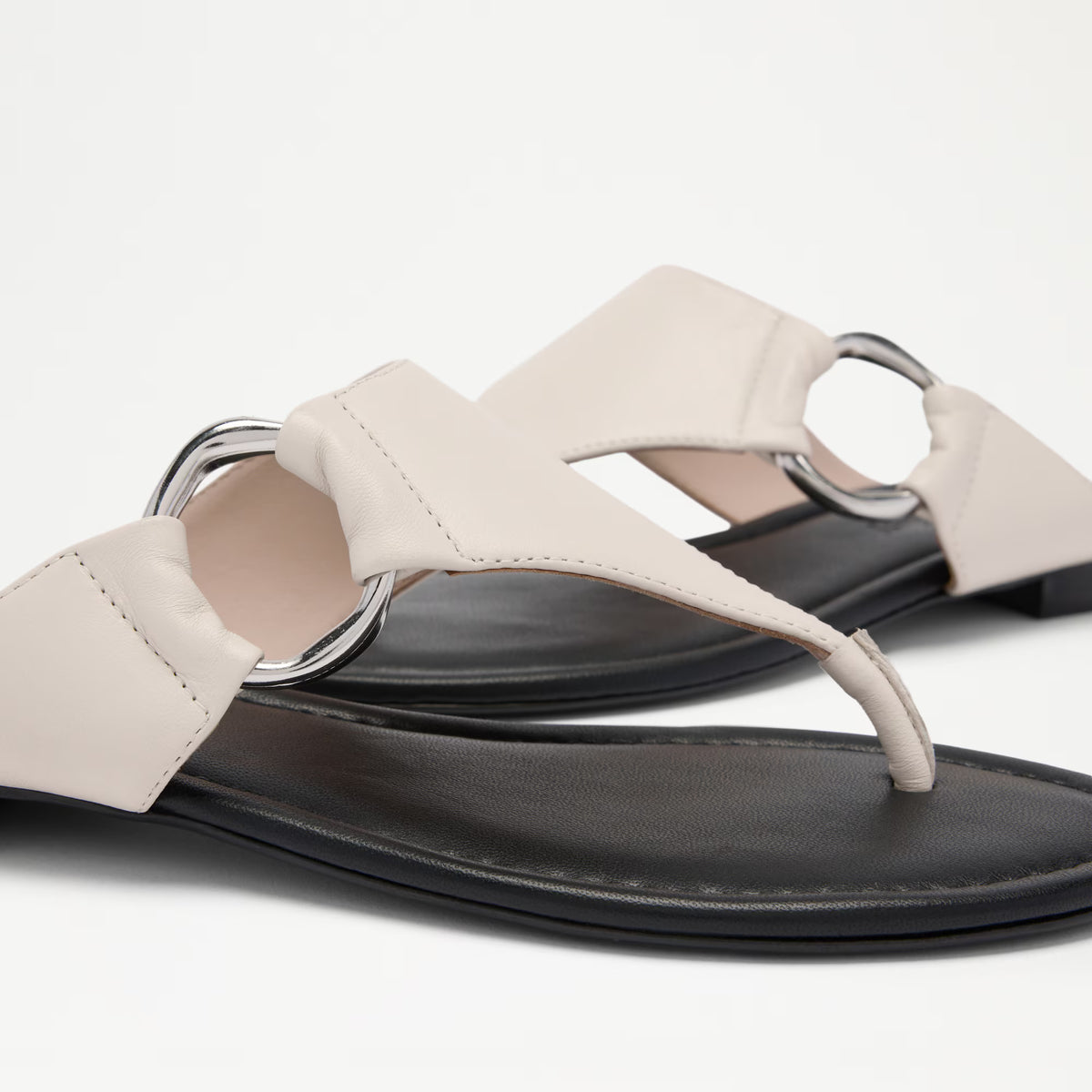 CambeckHardware Thong Sandal