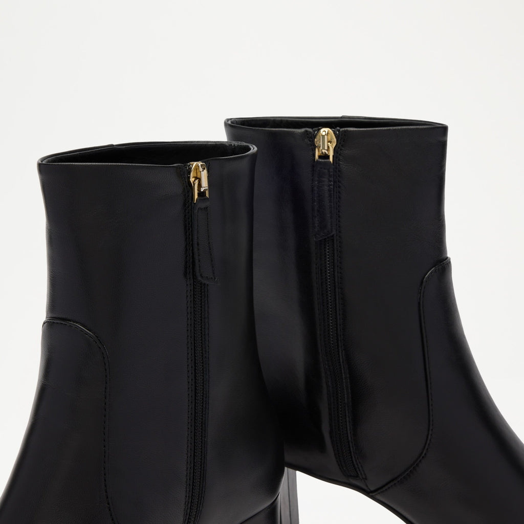 Upton LowBlock Heel Ankle Boot
