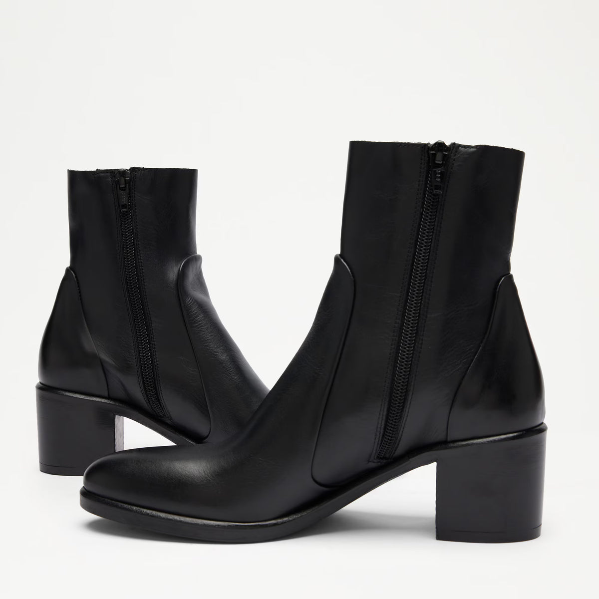KickingSlim Ankle Boot