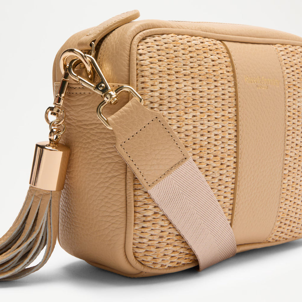 RobinCrossbody Camera Bag