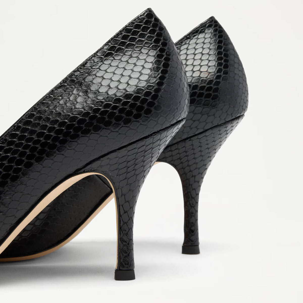 Hillcliffe Court HighHigh Heeled Court