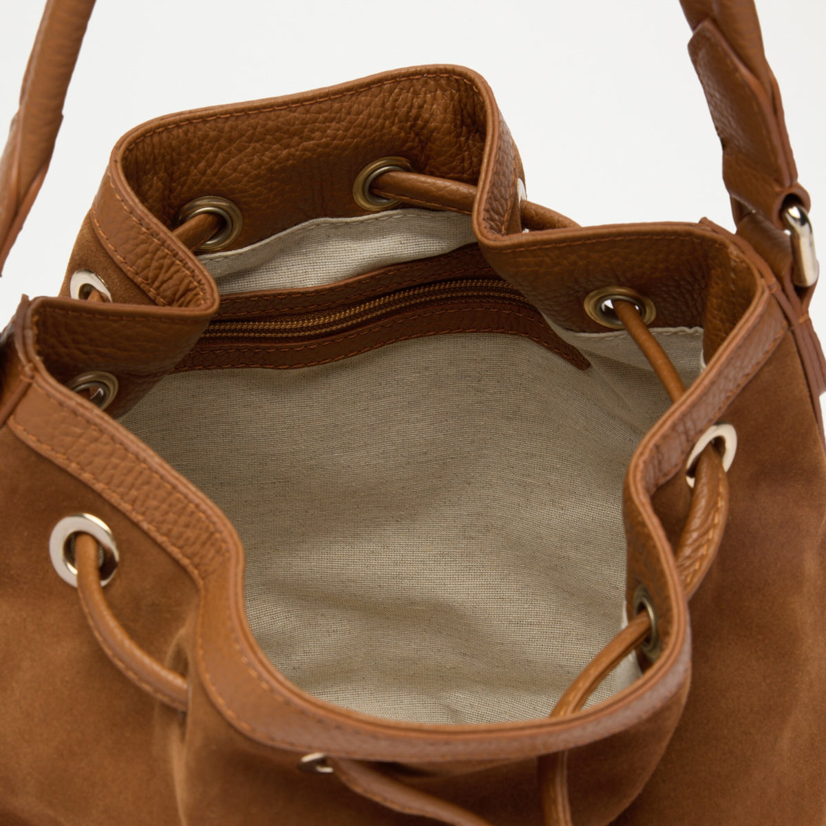 HessleBucket Bag