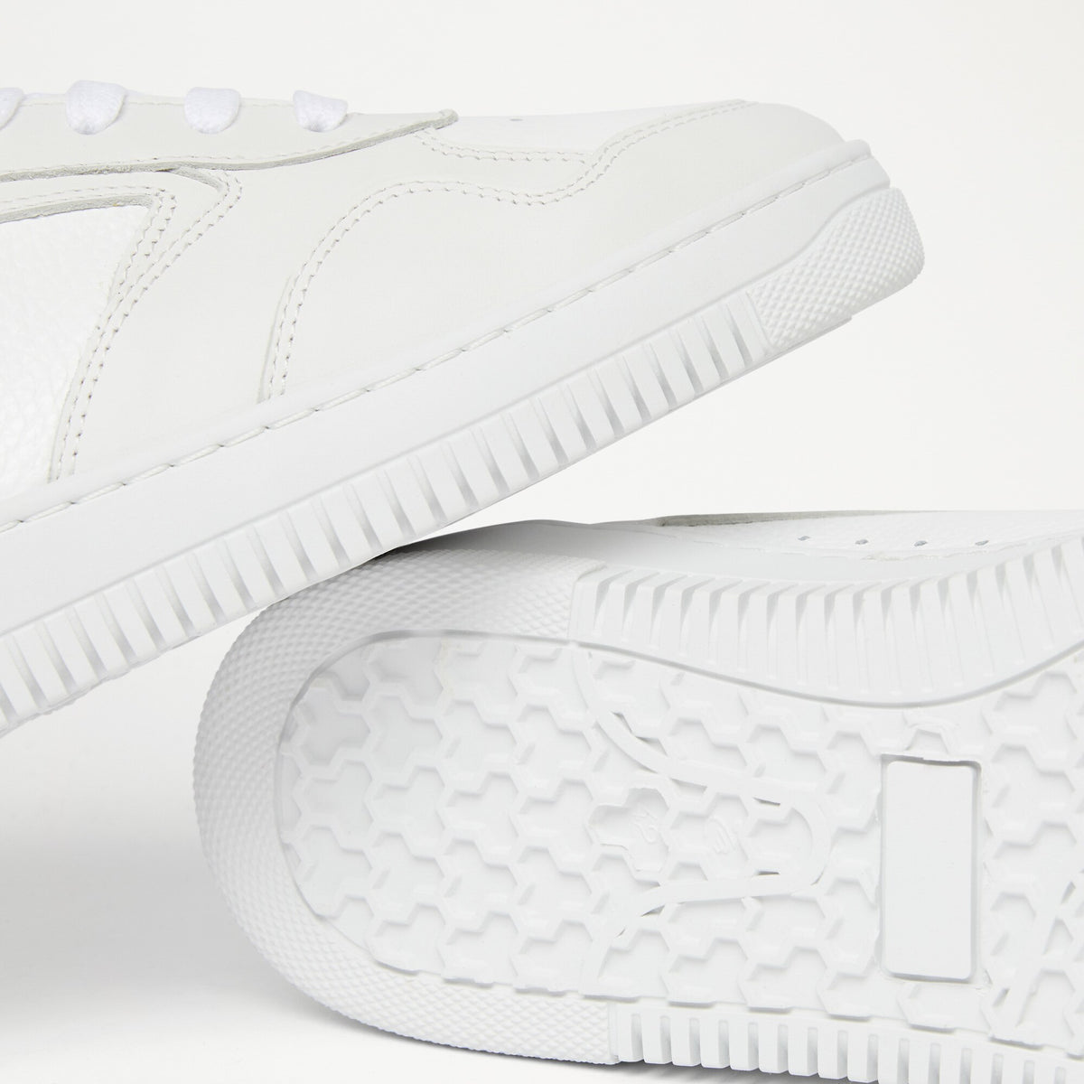 NewtonOxford Lace Sneaker