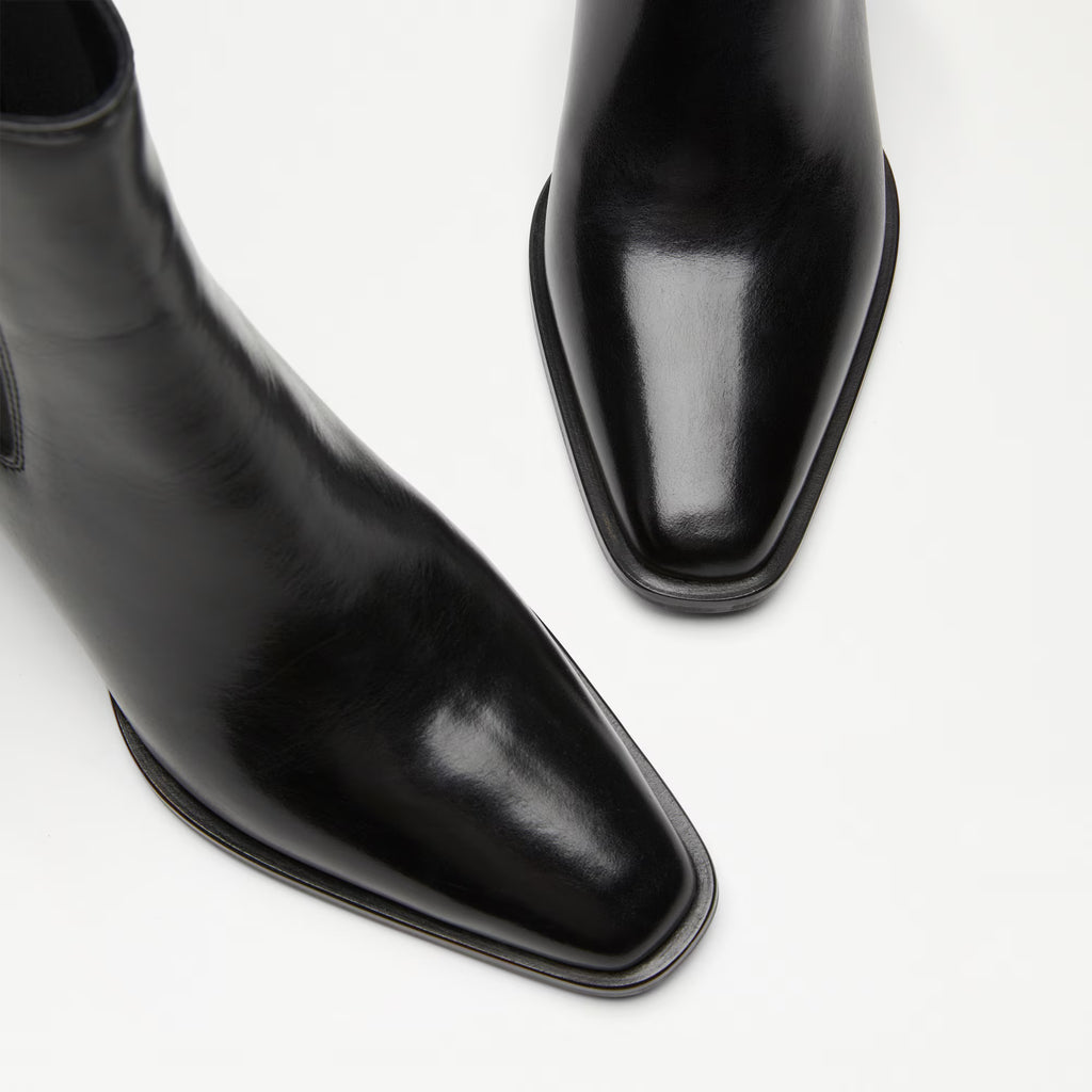 CalleWestern Chelsea Boot