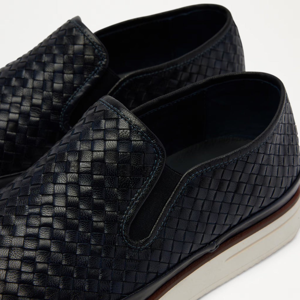 Sanmarino 2Slip-On Textured Trainer