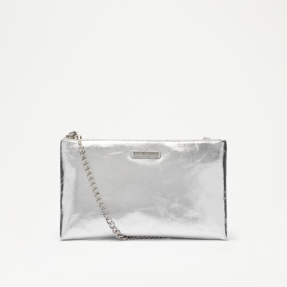 Hold MeZip Clutch
